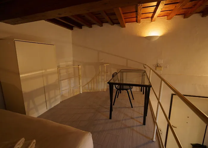 Lovely & Quite One Bedroom Near Piazza Santo Spirito