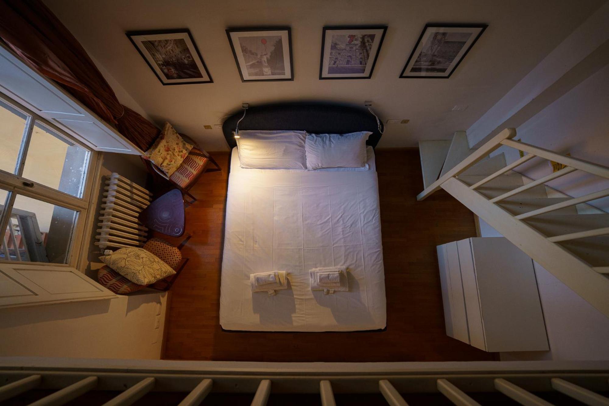 Lovely & Quite One Bedroom Near Piazza Santo Spirito Florence