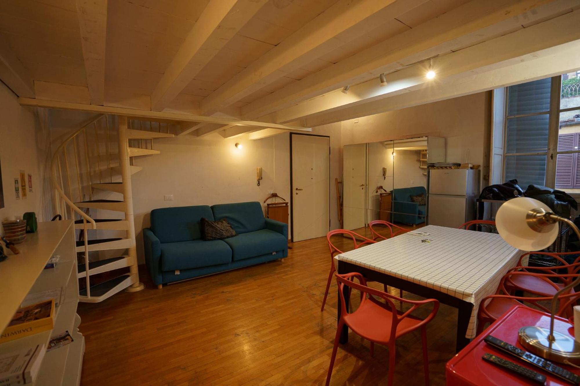 Lovely & Quite One Bedroom Near Piazza Santo Spirito Apartment *