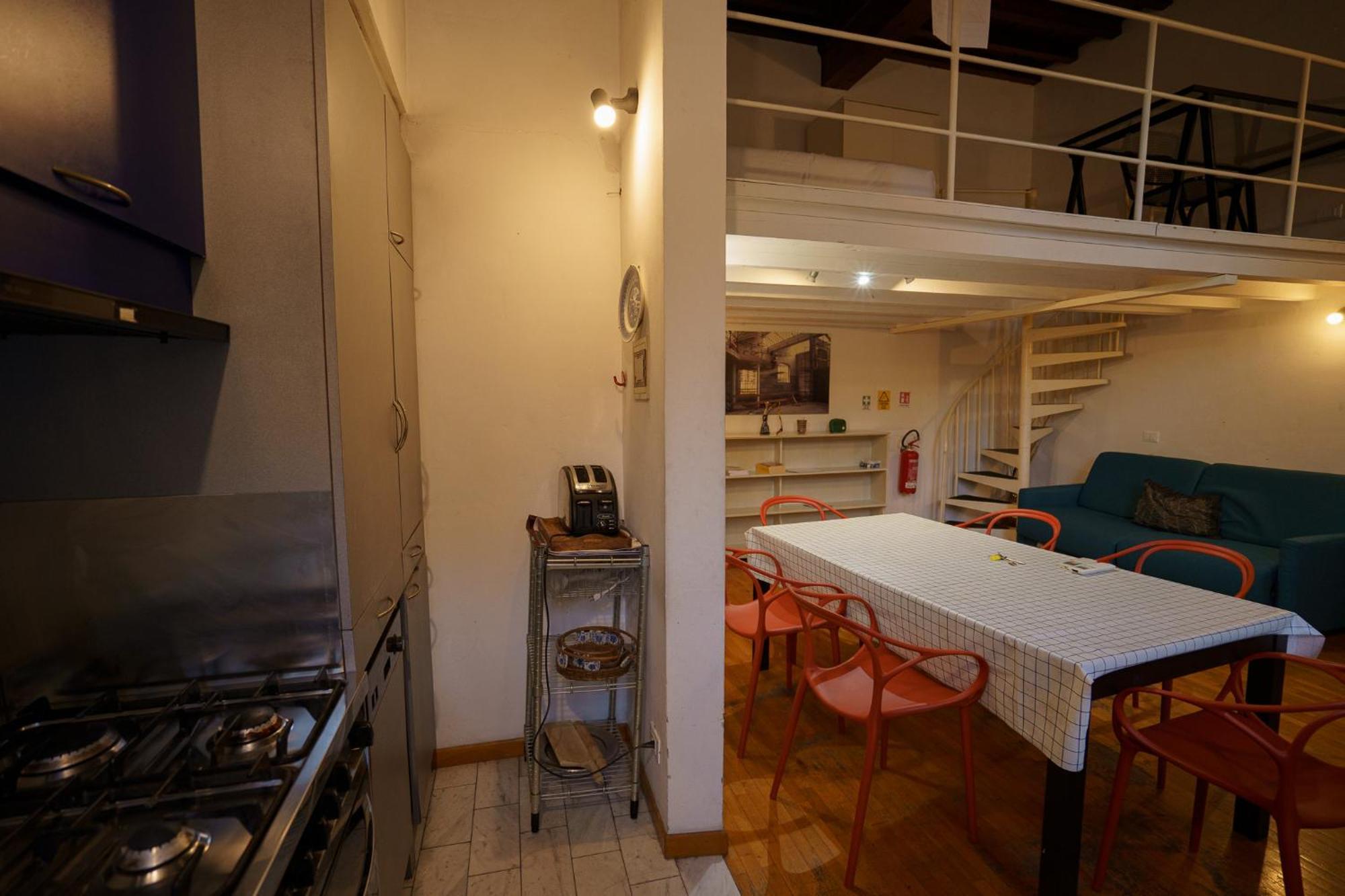 Lovely & Quite One Bedroom Near Piazza Santo Spirito Apartment